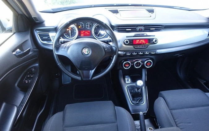 Alfa Romeo Giulietta cena 27900 przebieg: 175000, rok produkcji 2013 z Hajnówka małe 191